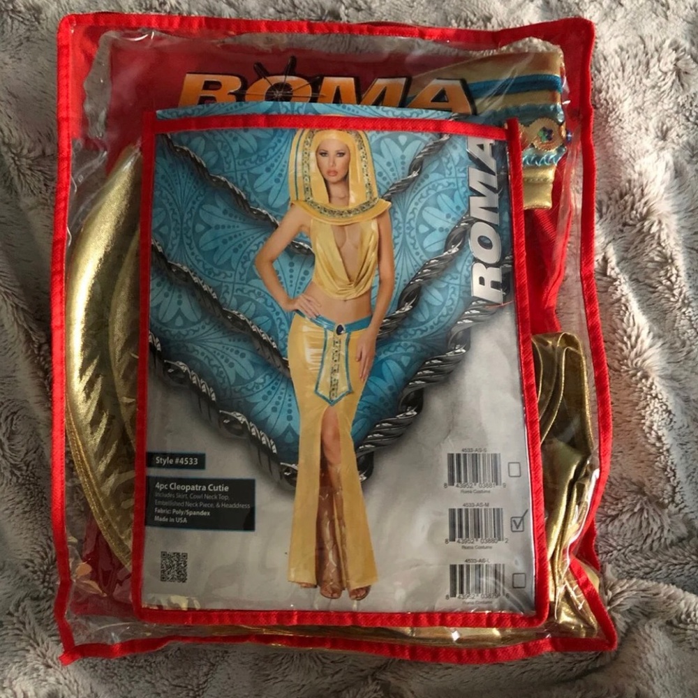 4pc Cleopatra